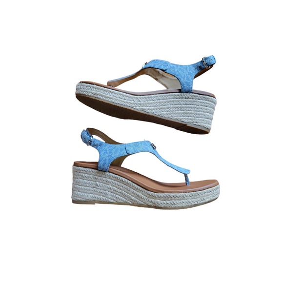 Michael Kors Baby Blue Espadrille sandals - Picture 2 of 7